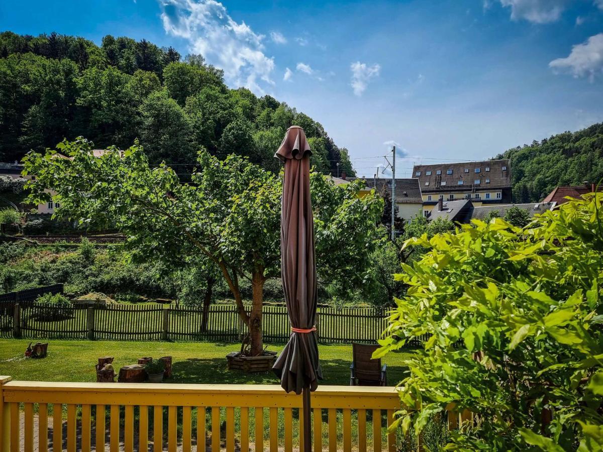 Ferienappartements Elbaussicht - Krippen Bad Schandau Bagian luar foto