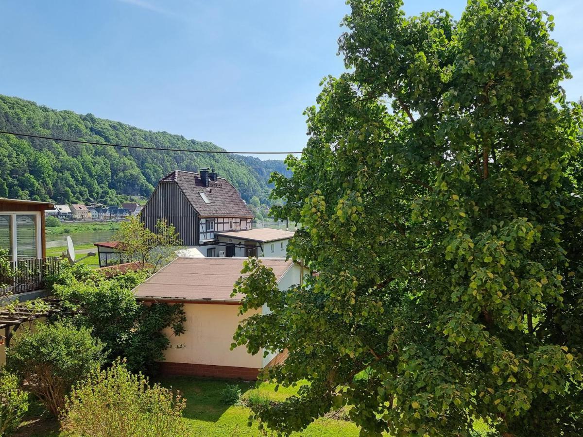 Ferienappartements Elbaussicht - Krippen Bad Schandau Bagian luar foto