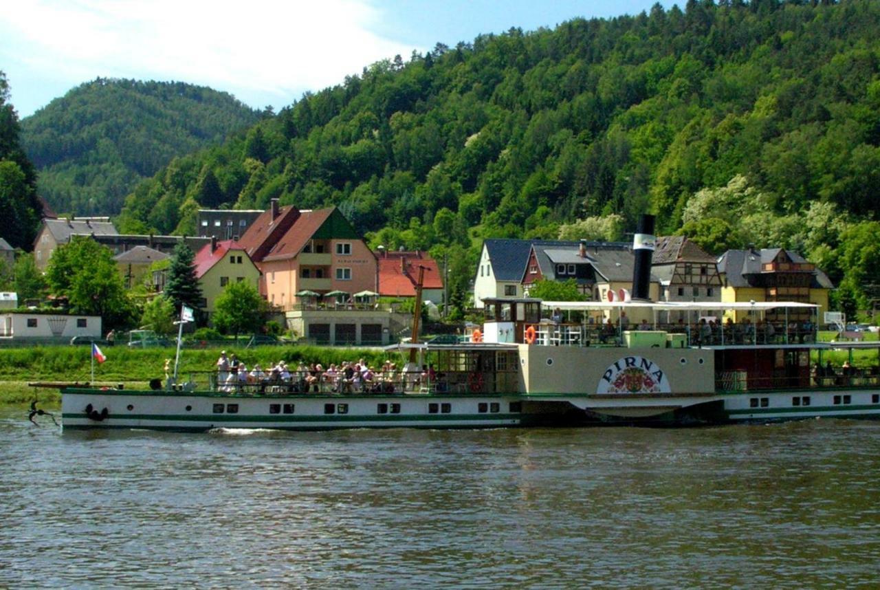 Ferienappartements Elbaussicht - Krippen Bad Schandau Bagian luar foto