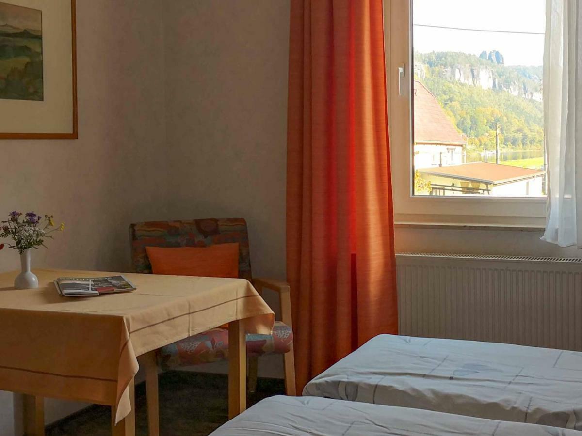 Ferienappartements Elbaussicht - Krippen Bad Schandau Bagian luar foto