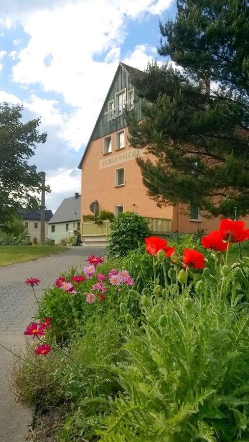 Ferienappartements Elbaussicht - Krippen Bad Schandau Bagian luar foto